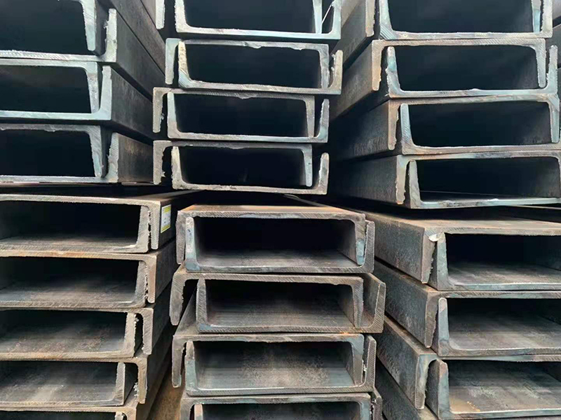 優(yōu)質(zhì)的槽鋼應(yīng)用領(lǐng)域比較廣泛